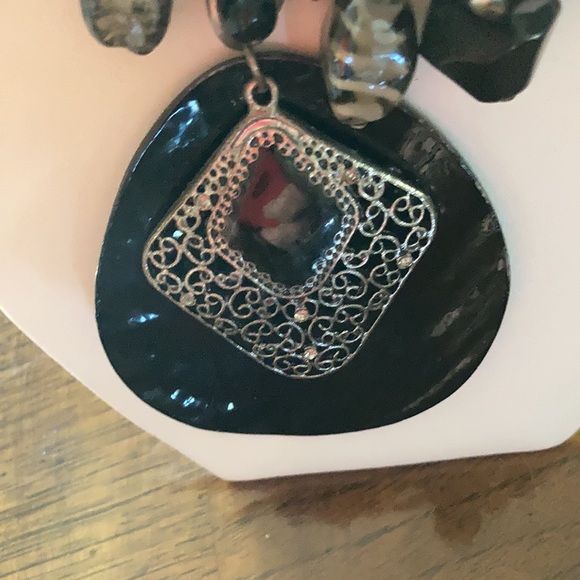 Charmed necklace - Picture 3 of 7